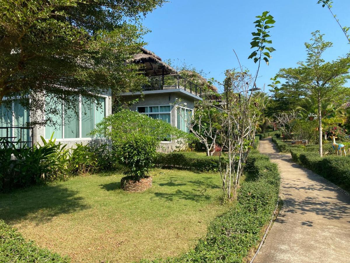 Koh Mak White Sand Beach Exterior photo